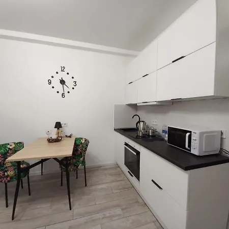 Sweet Apartment *