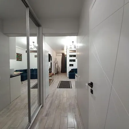 Apartment Sweet *